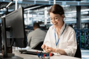 Emploi stable : un angle mort social